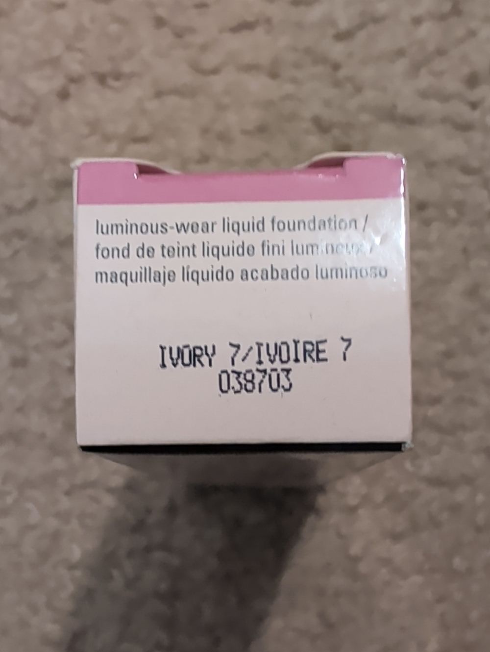 Luminous-Wear Liquid Foundation - Ivory 7